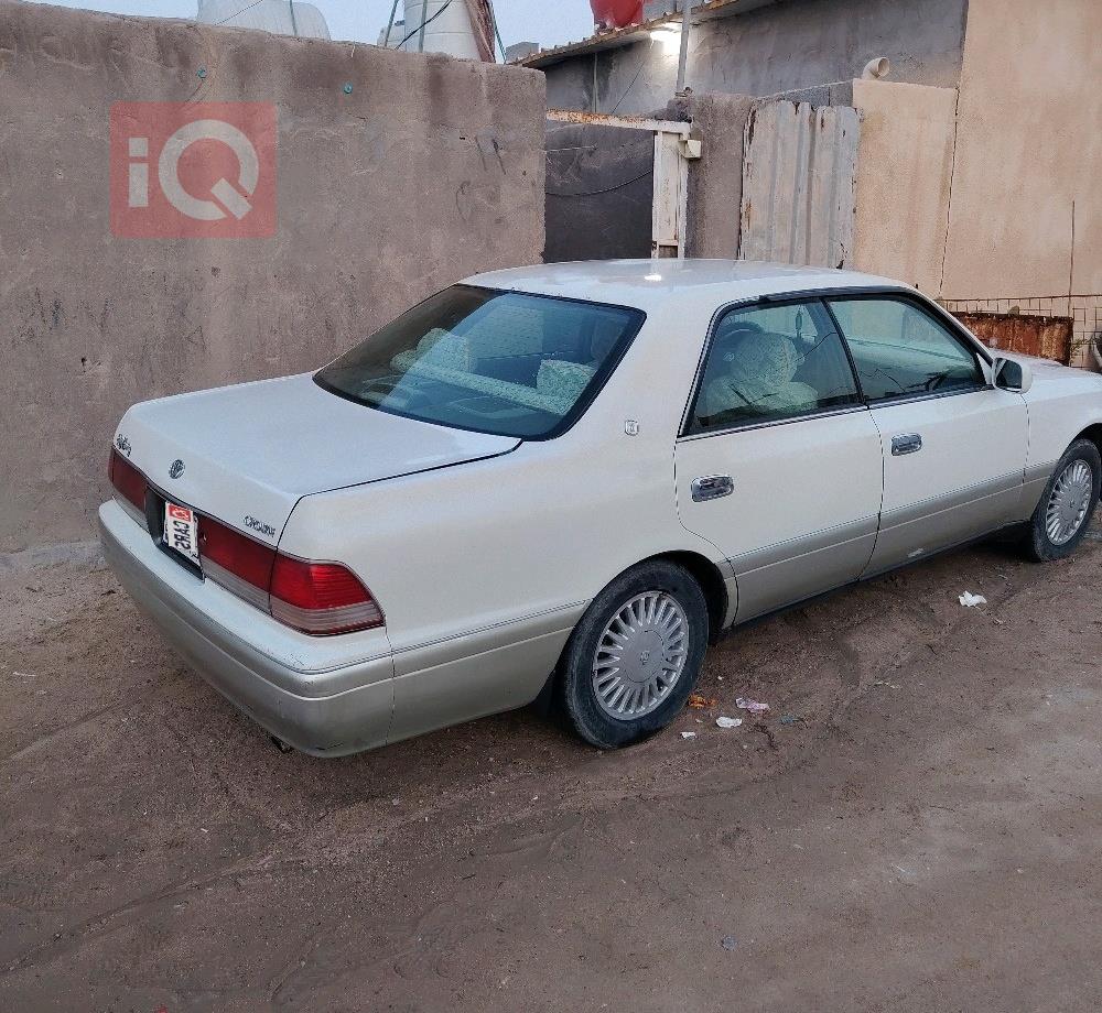 تويوتا كراون